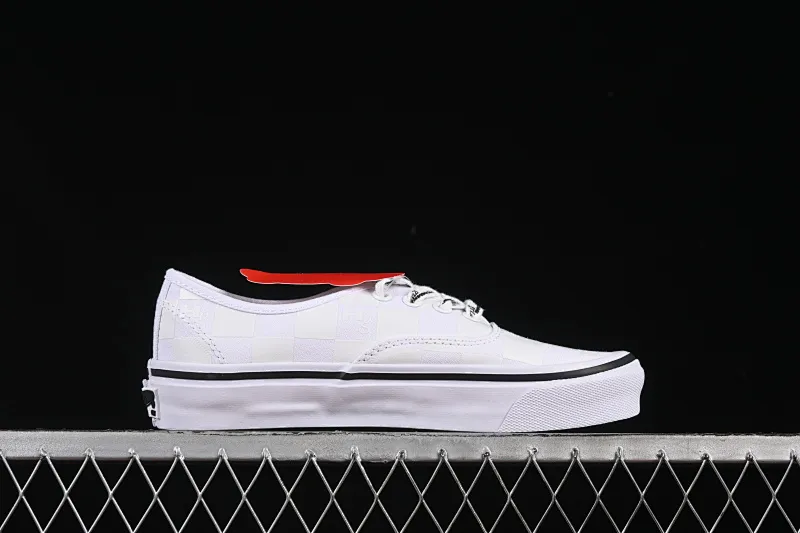 All categories Vans Vans series Vans Low Vans low-top Vans Authentic 44 DX checkerboard slip-on lazy skate shoes VN000EEUCCZ